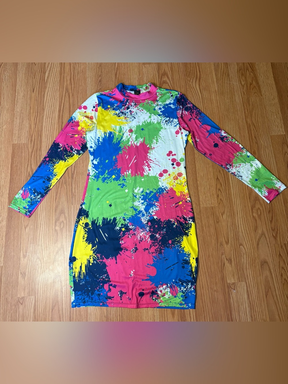 Colorful fun pattern dress - Picture 1 of 7